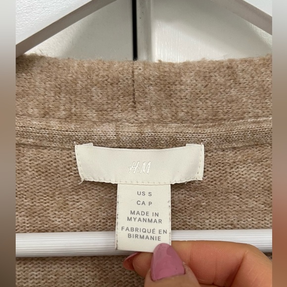 Beige H&M sweater - Picture 3 of 3